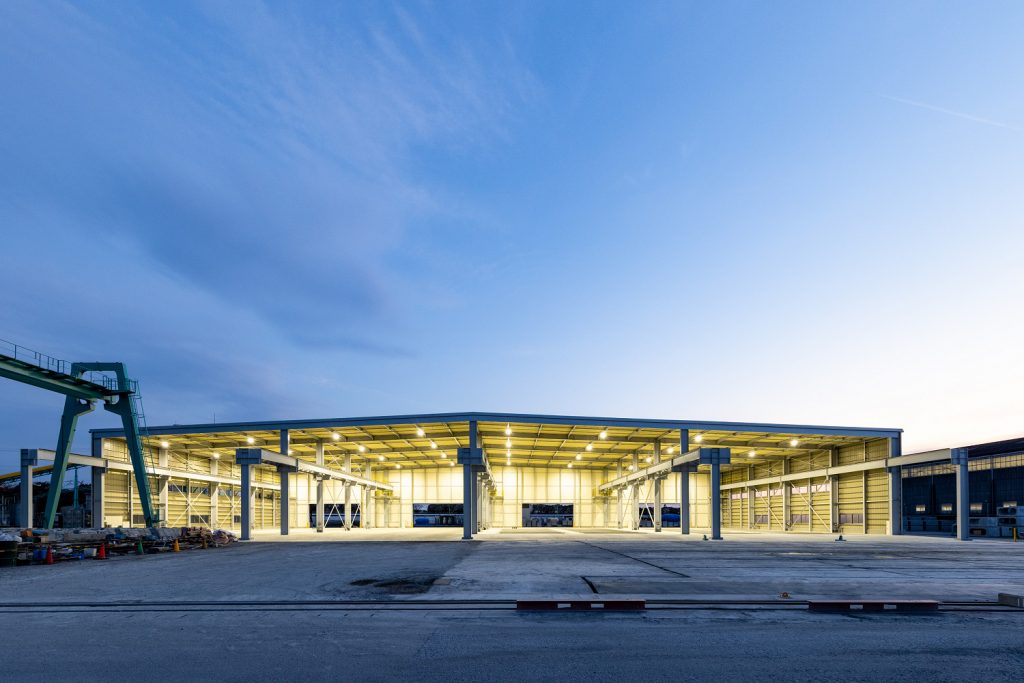 Eclairage industriel LED extérieur